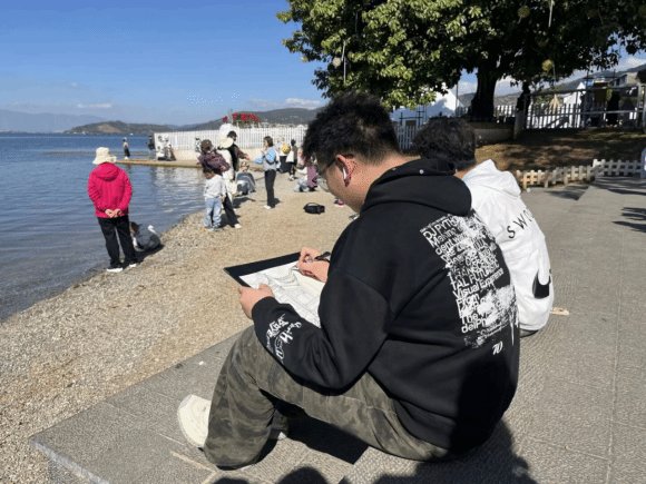 途中特意驻足双廊古镇